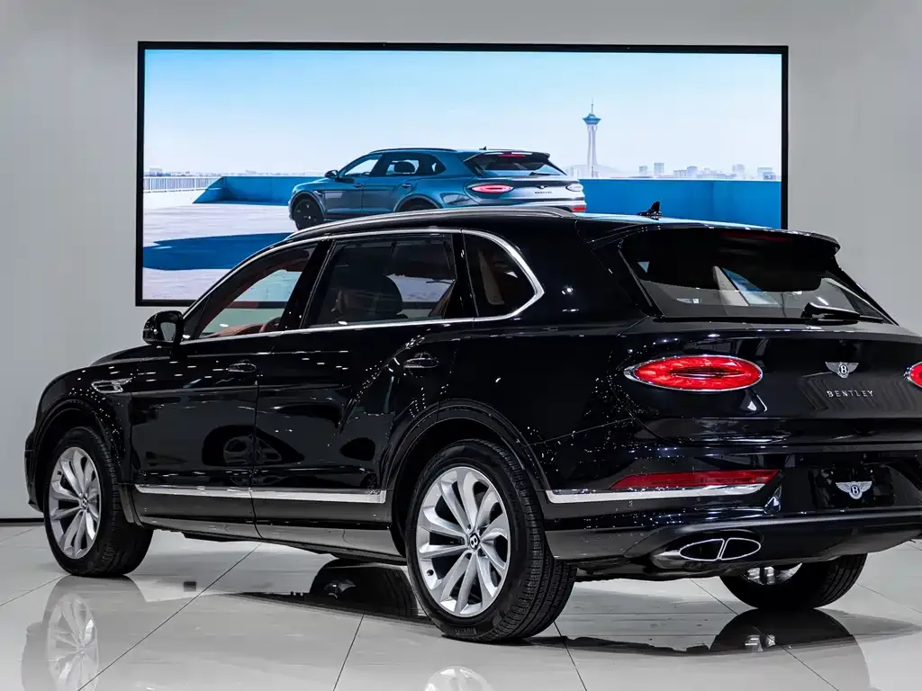 Bentley Bentayga — фото 3