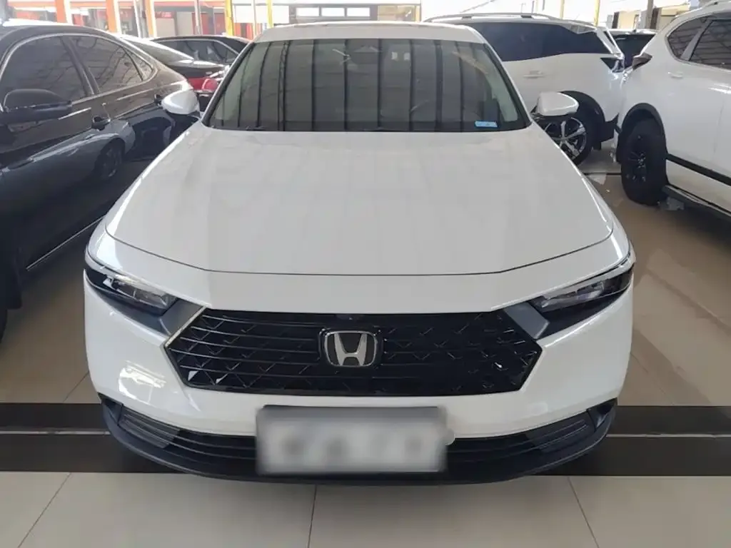 Honda Accord — фото 9