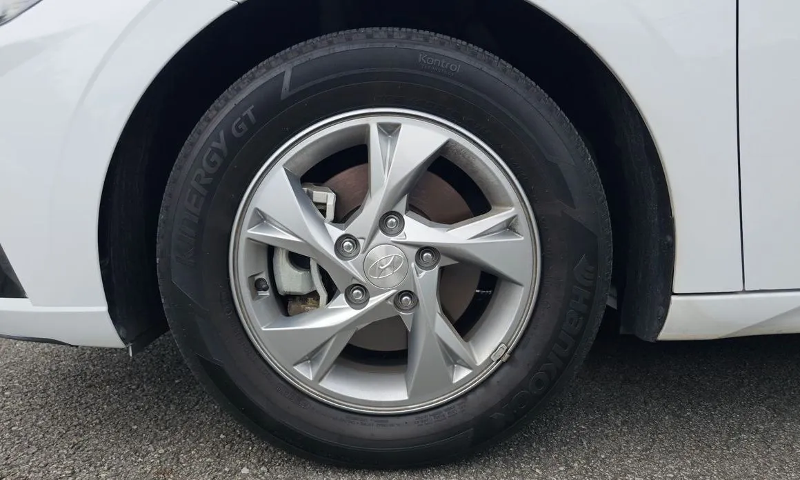 Hyundai AVANTE — фото 6
