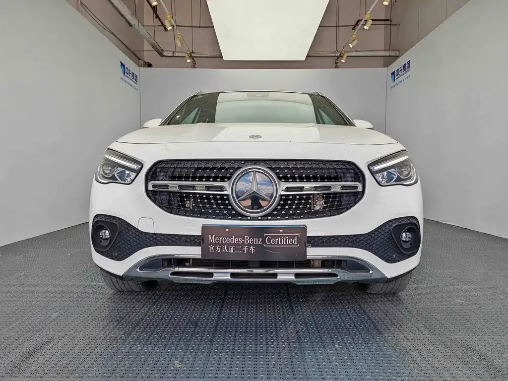 Mercedes-Benz GLA — фото 6