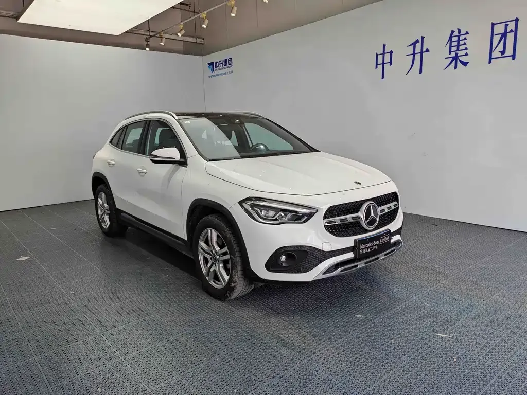 Mercedes-Benz GLA — фото 8