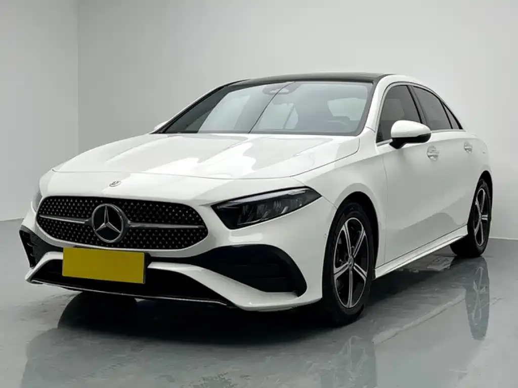 Mercedes-Benz A-Class — фото 1