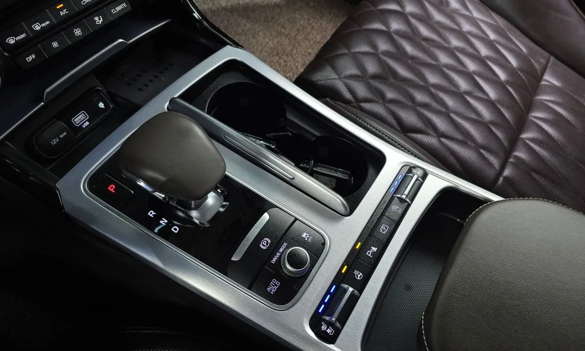 Kia Stinger — фото 10