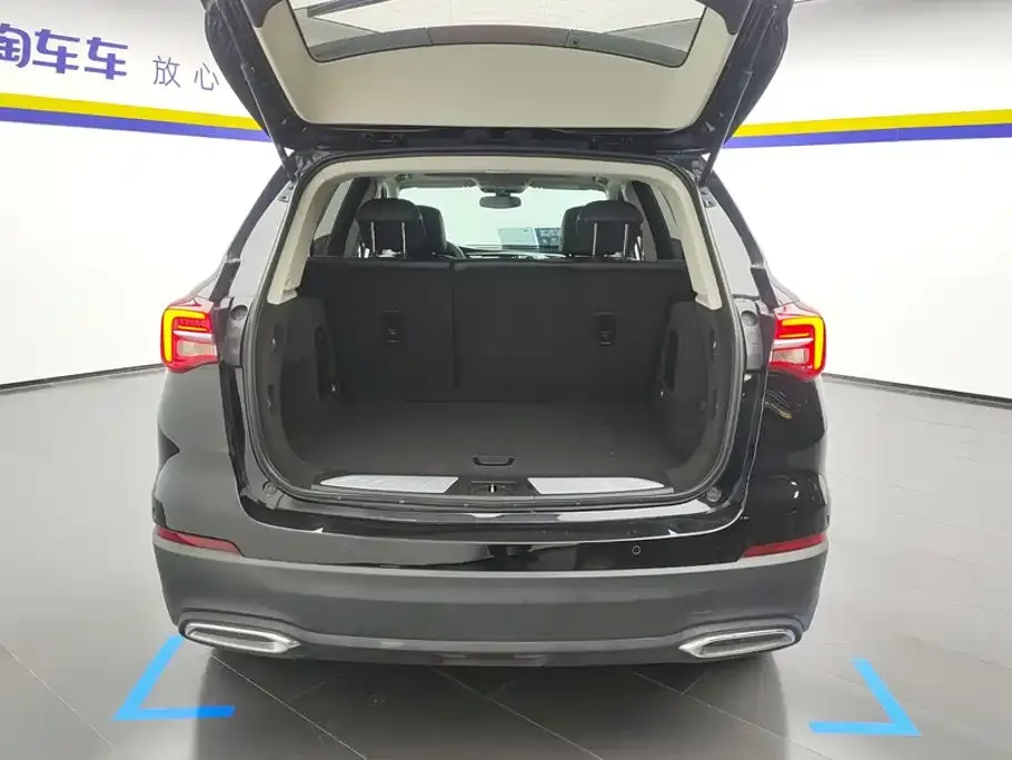 Buick Envision Plus — фото 6