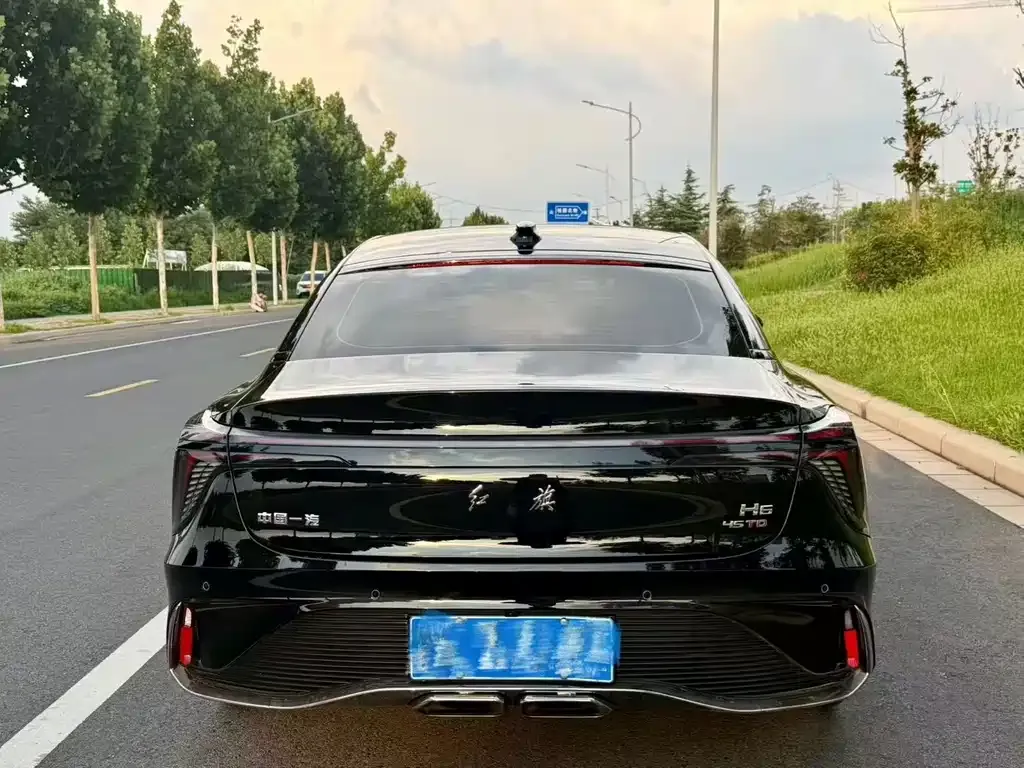 Hongqi H6 — фото 6