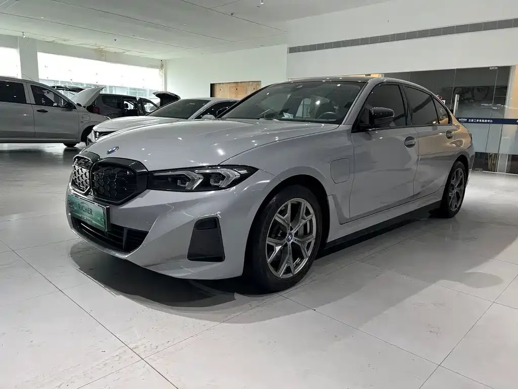 BMW i3 — фото 1