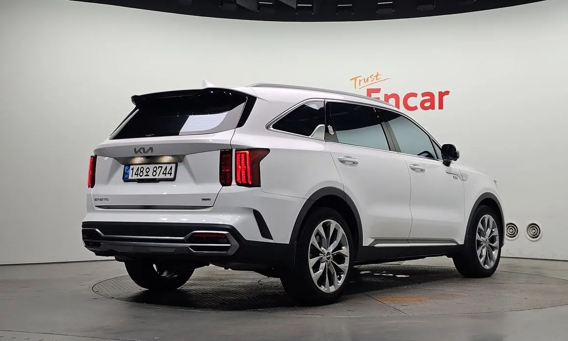 Kia Sorento — фото 6