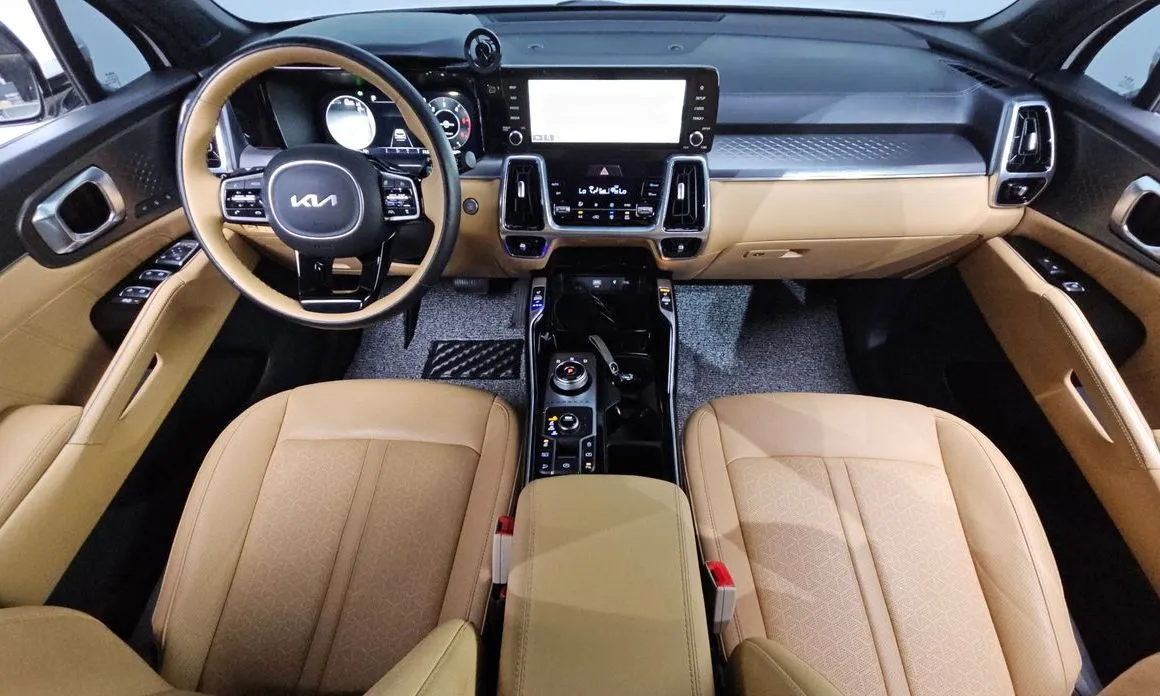 Kia Sorento — фото 10