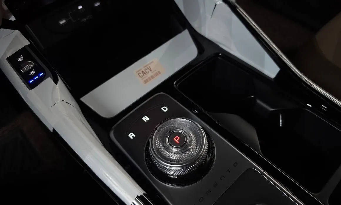 Kia Sorento — фото 4