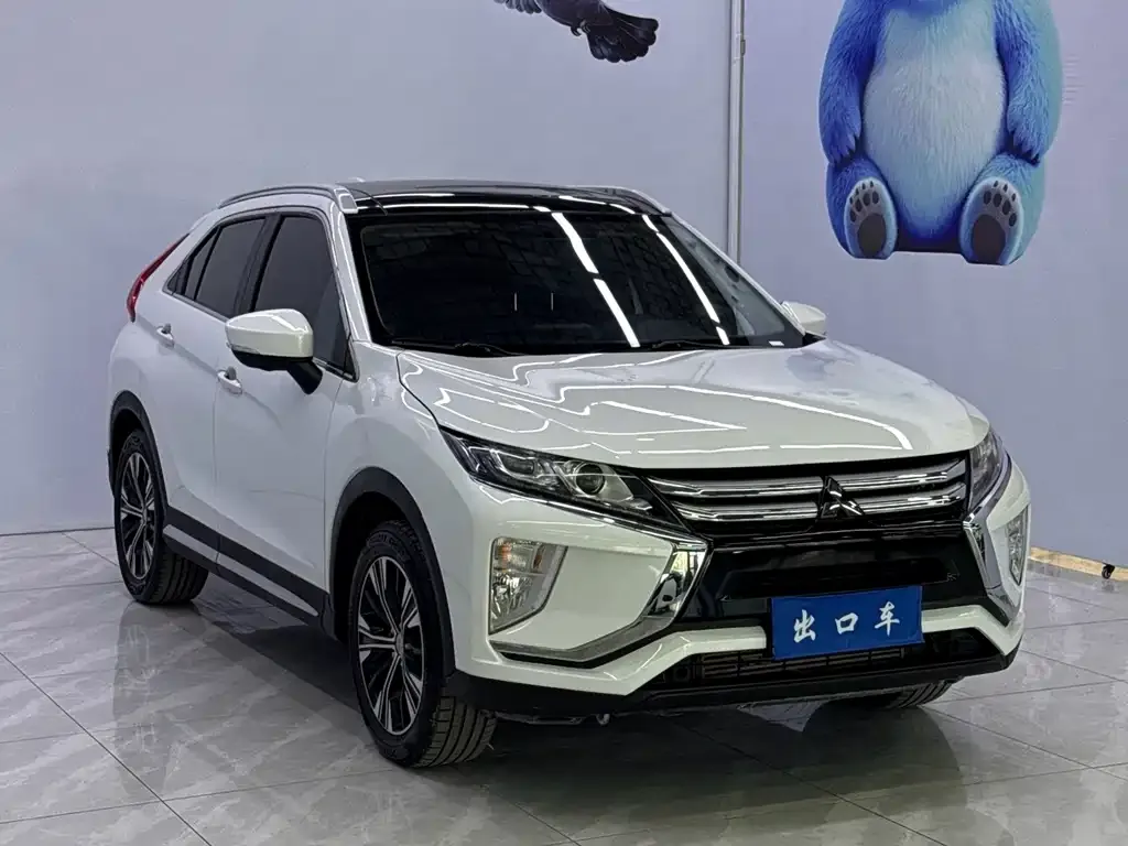 Mitsubishi Eclipse Cross — фото 7
