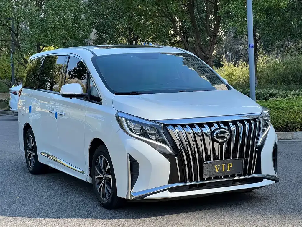 GAC Motor Trumpchi M8 — фото 10