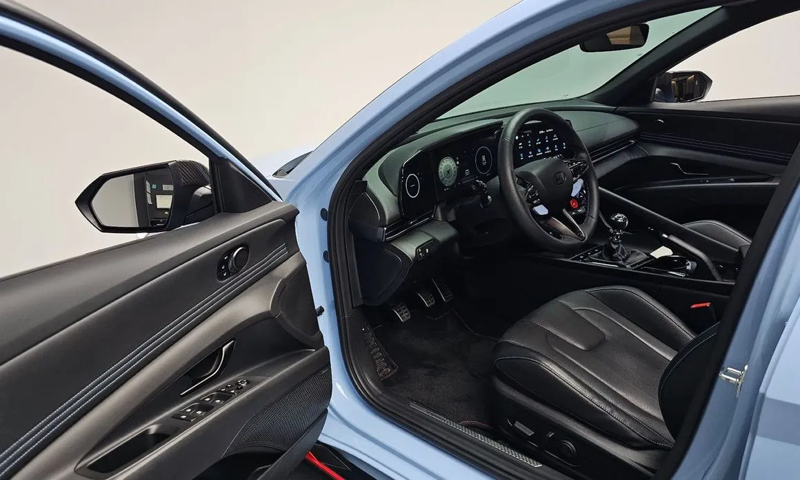 Hyundai AVANTE — фото 9