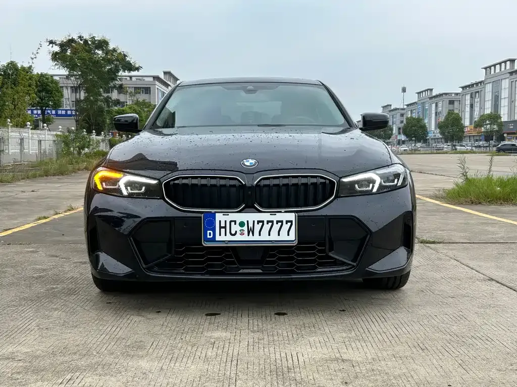 BMW 3 Series — фото 1