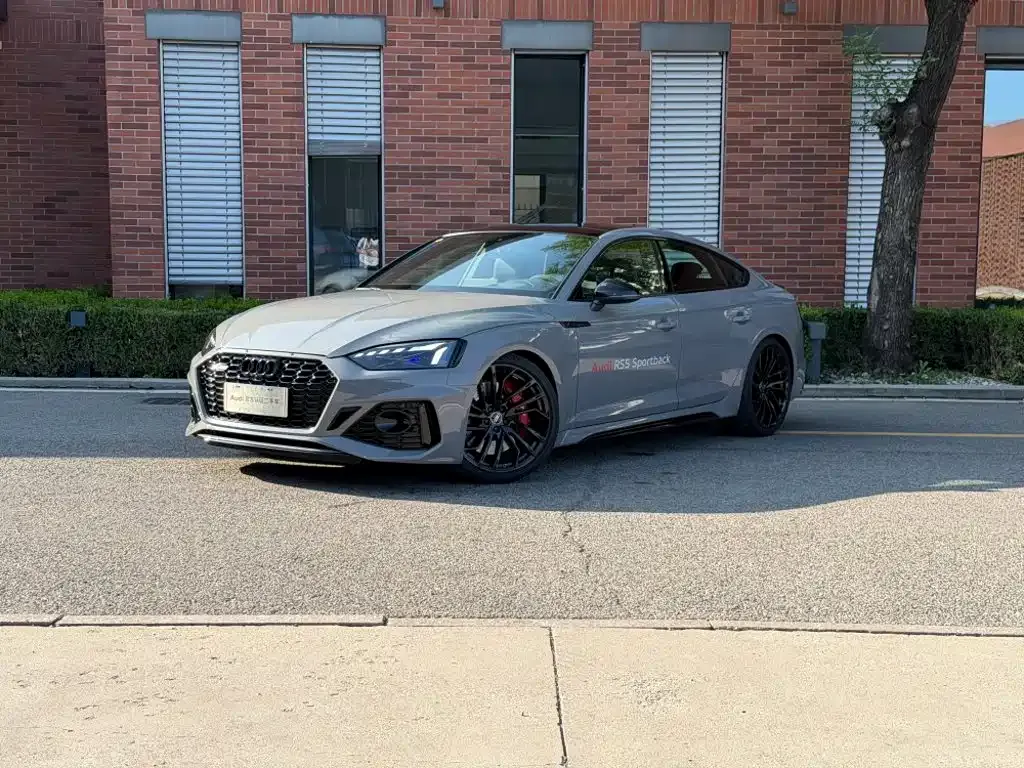 Audi RS 5 — фото 1