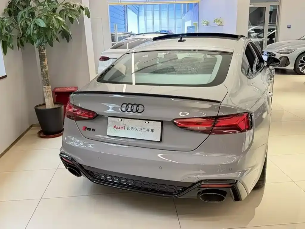 Audi RS 5 — фото 7