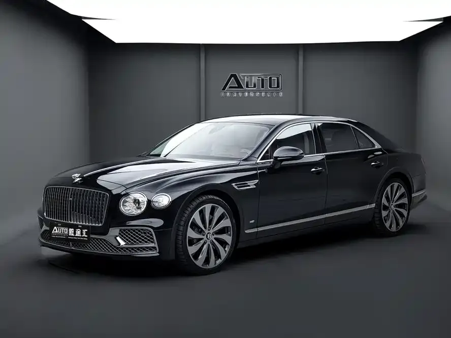 Bentley Flying Spur — фото 1