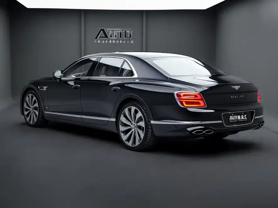 Bentley Flying Spur — фото 8