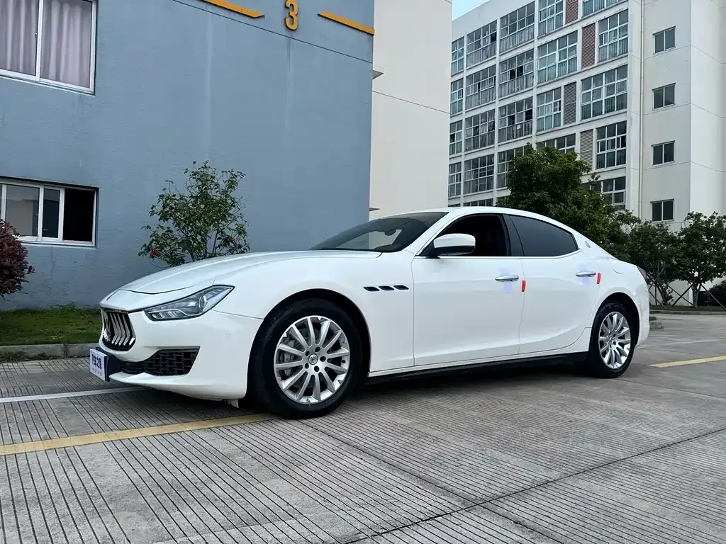 Maserati Ghibli — фото 7