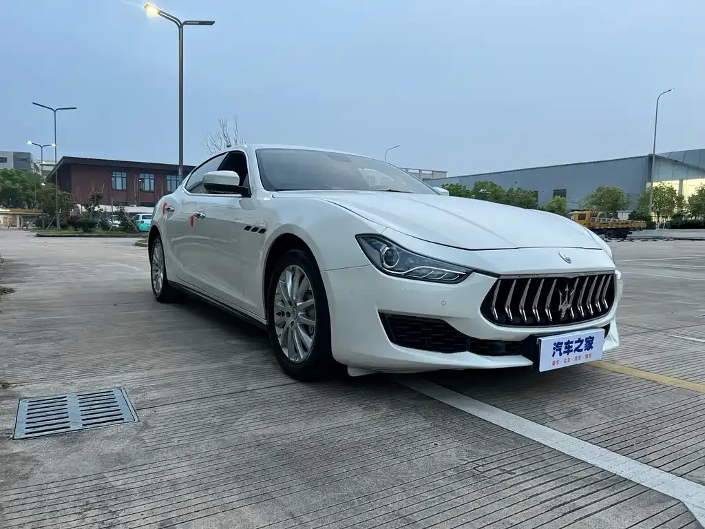 Maserati Ghibli — фото 5