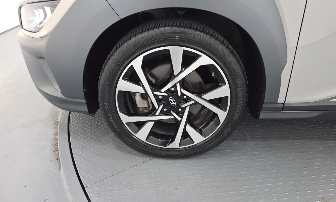 Hyundai Kona — фото 10