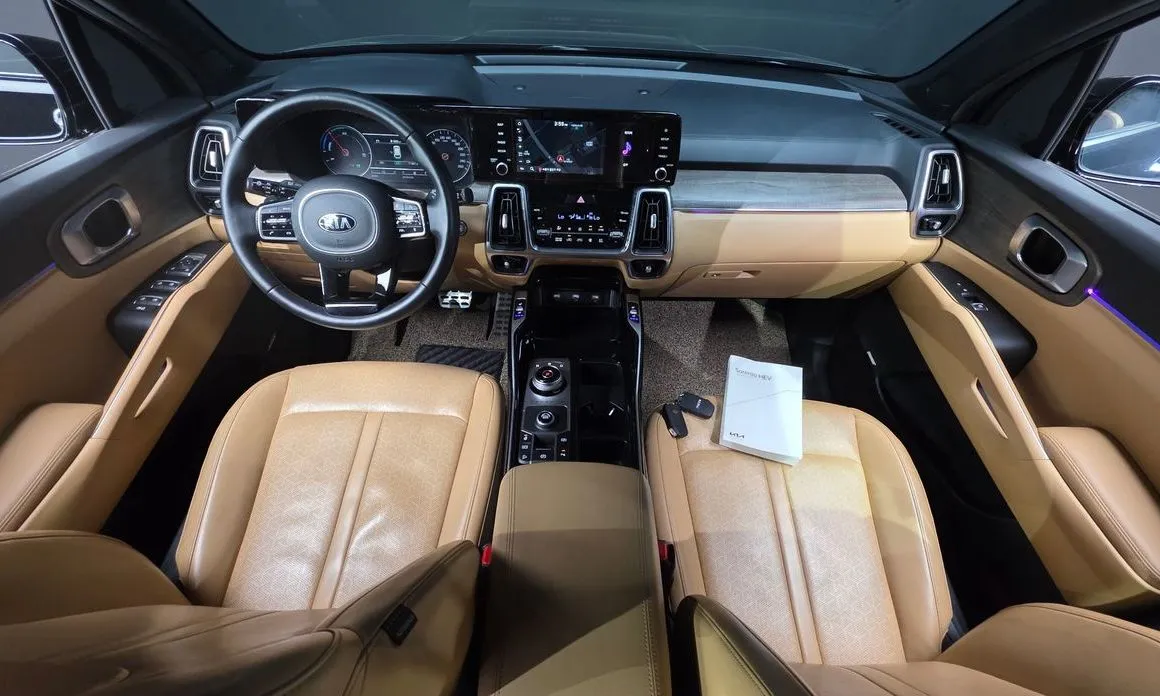 Kia Sorento — фото 8
