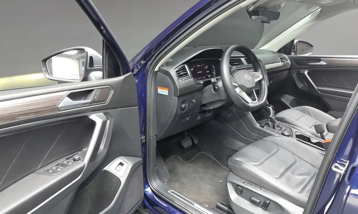 Volkswagen Tiguan — фото 7