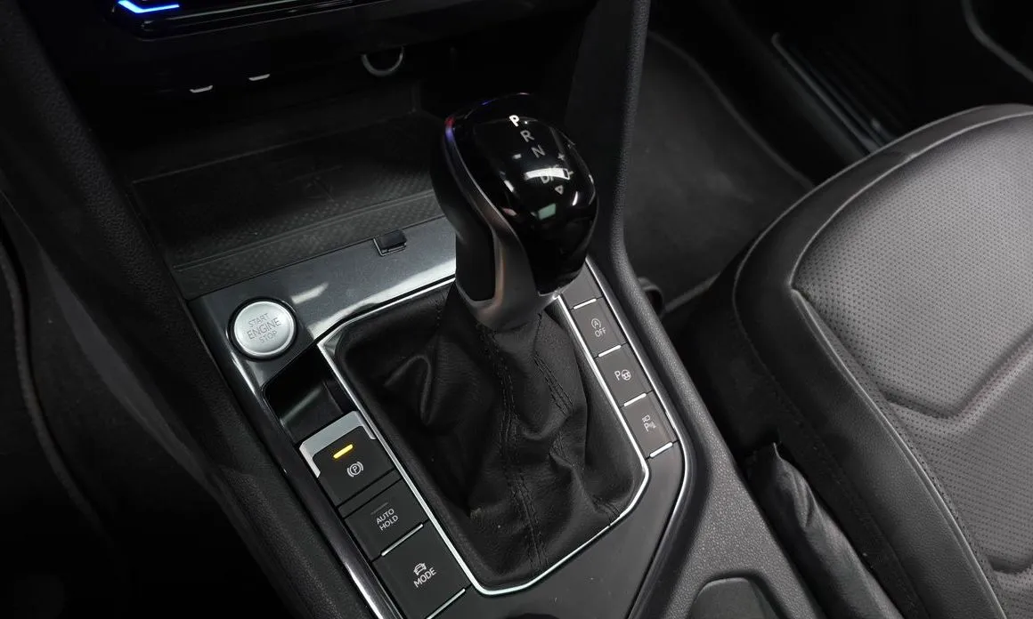 Volkswagen Tiguan — фото 4