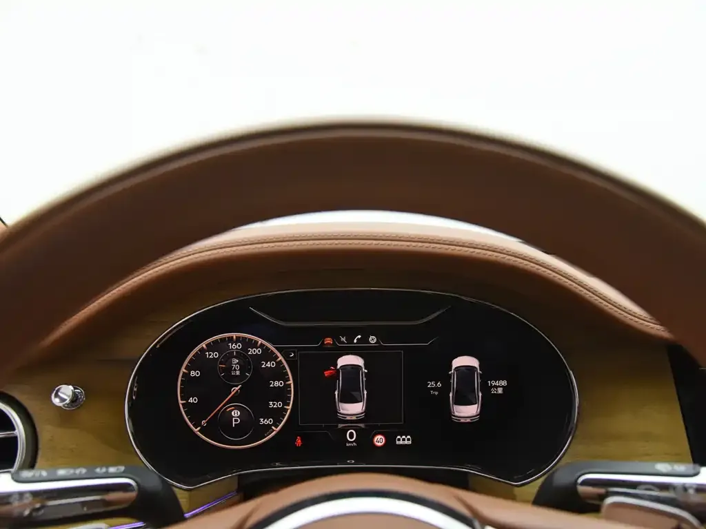 Bentley Flying Spur — фото 6