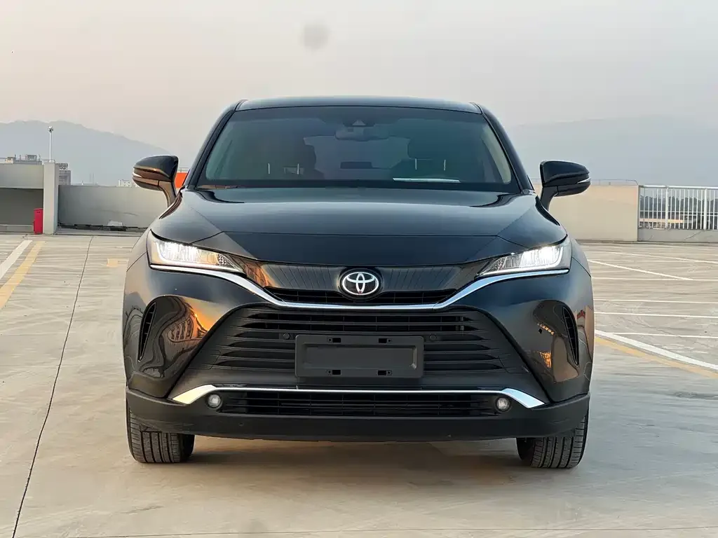 Toyota Harrier — фото 5