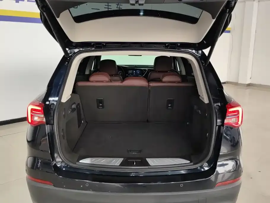 Buick Envision Plus — фото 3