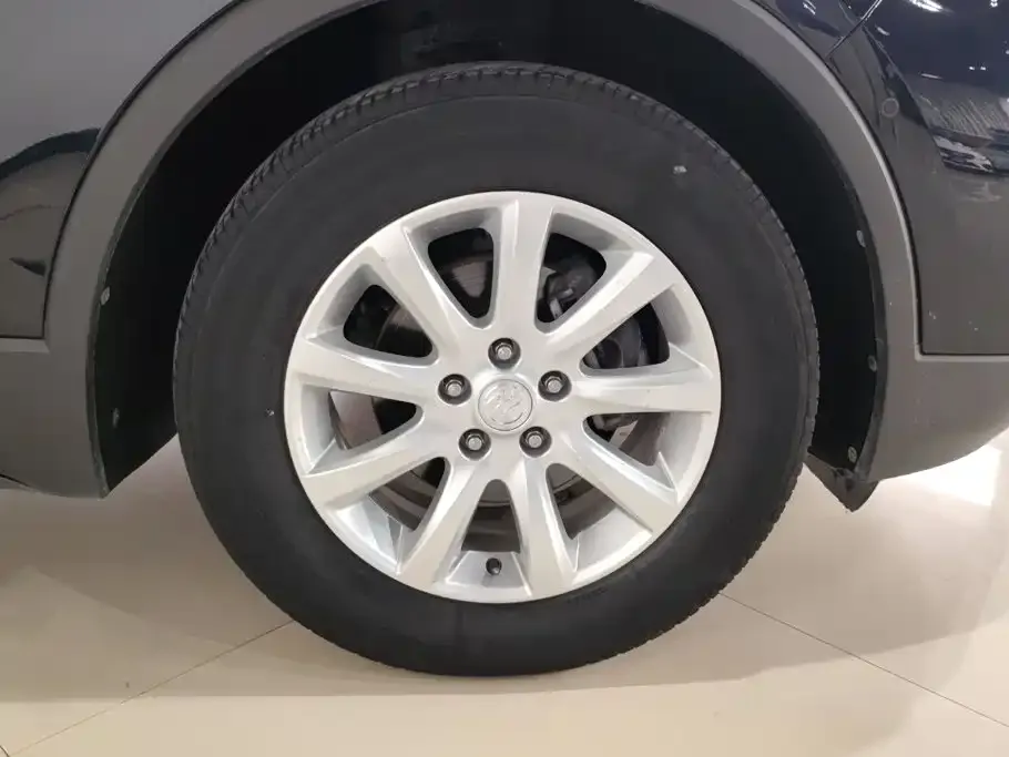 Buick Envision Plus — фото 10