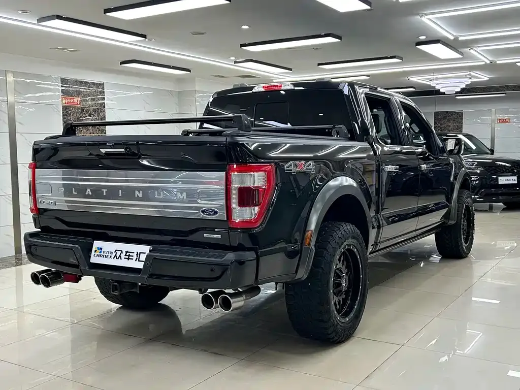Ford F-150 Raptor — фото 10