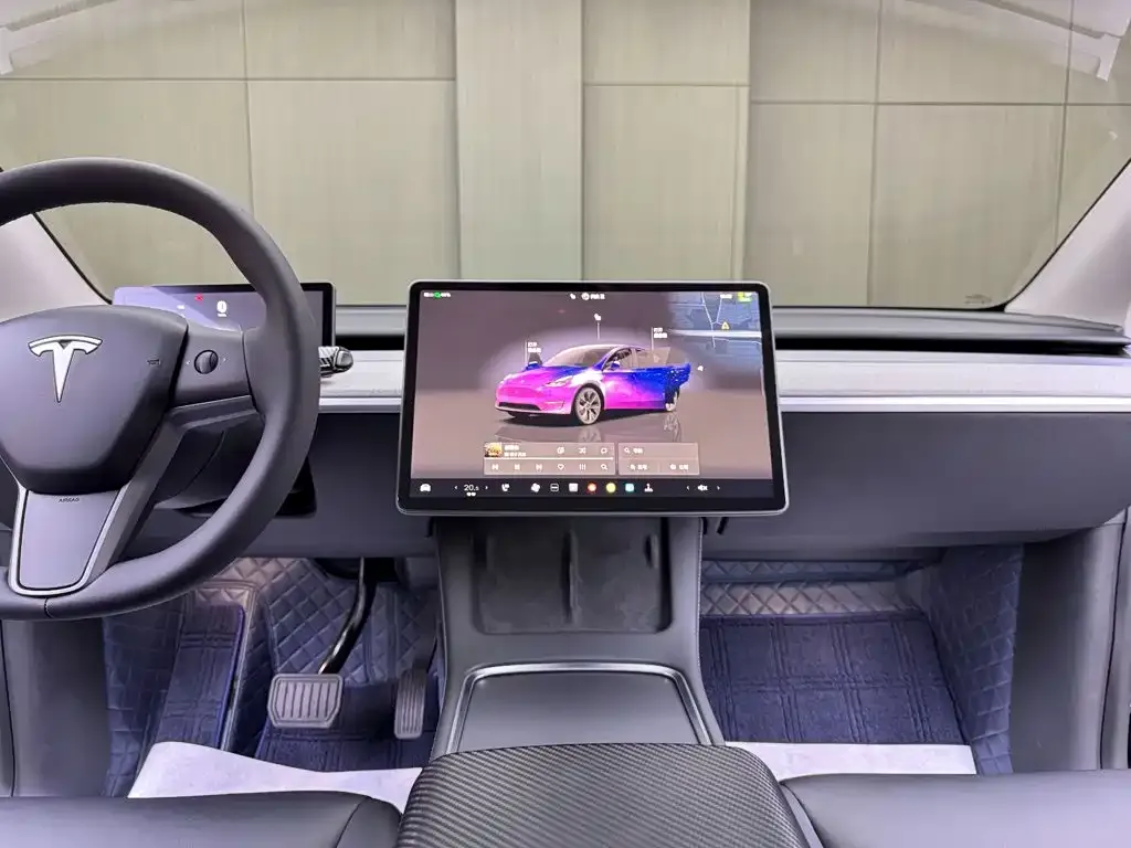 Tesla Model Y — фото 7