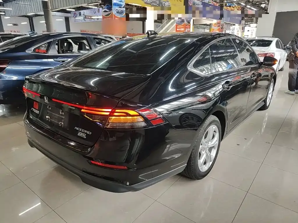 Honda Accord — фото 2