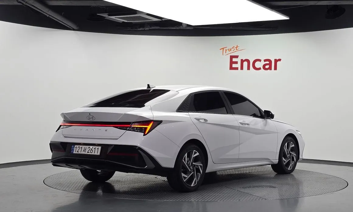 Hyundai AVANTE — фото 2