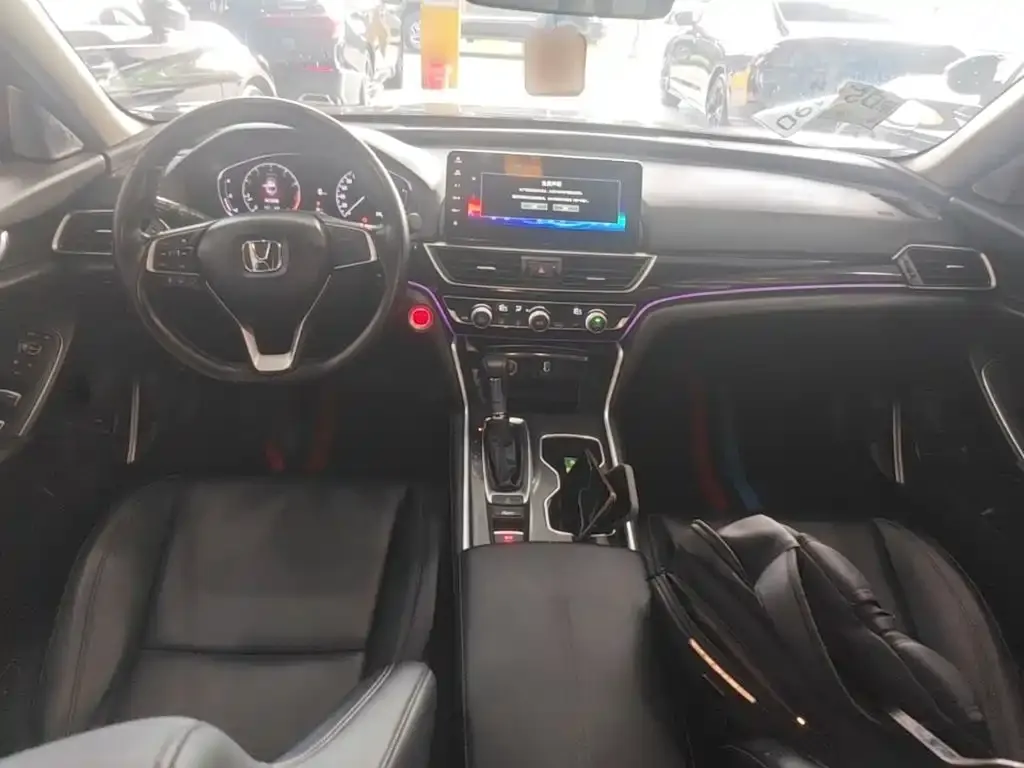 Honda Accord — фото 2