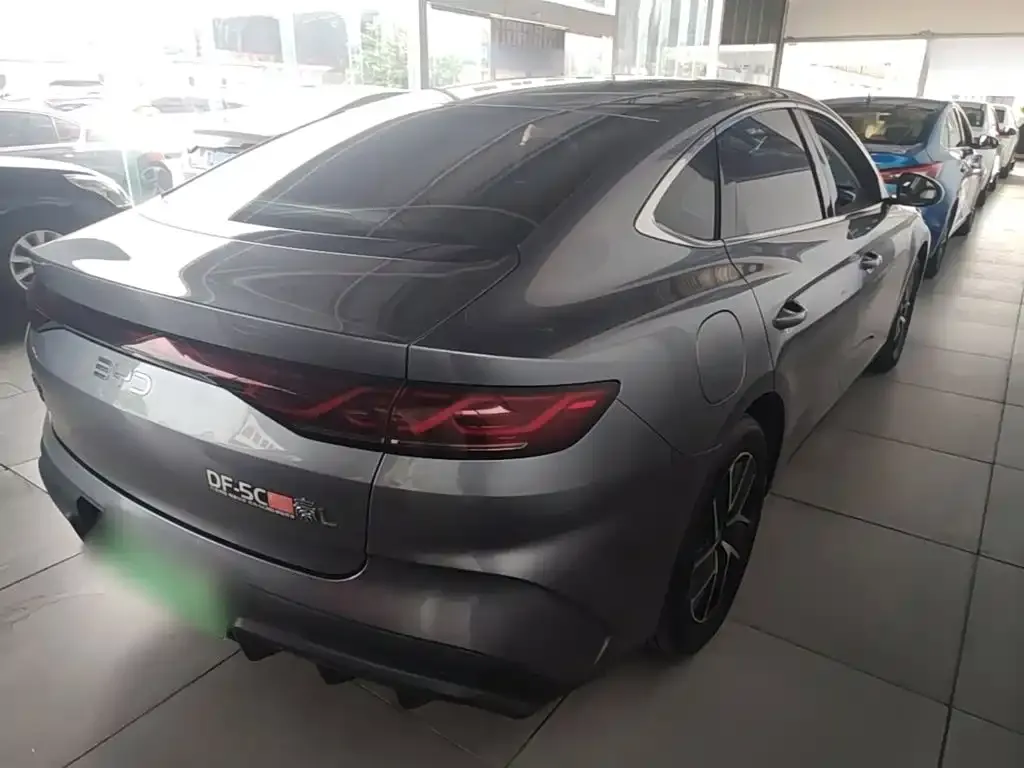 BYD Qin L — фото 2