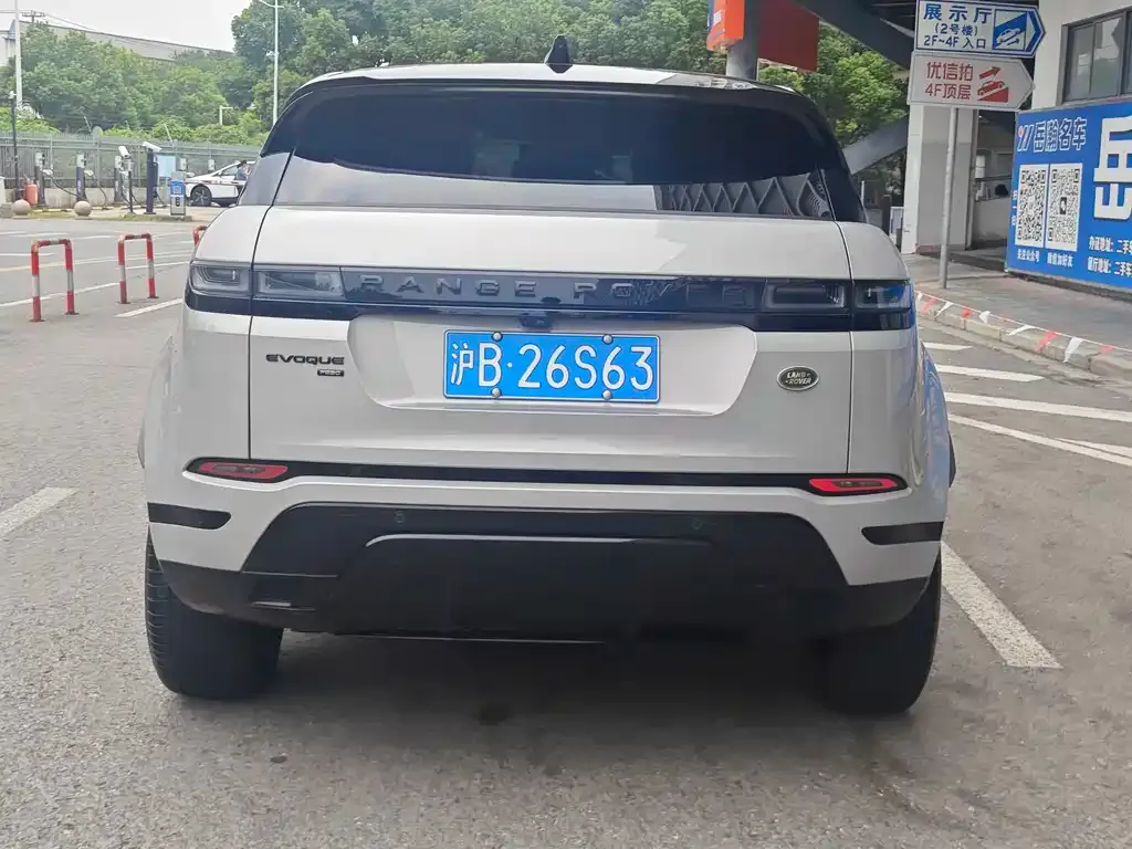 Land Rover Evoque — фото 9