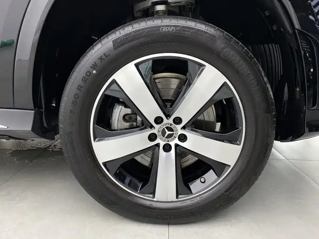 Mercedes-Benz GLS — фото 10