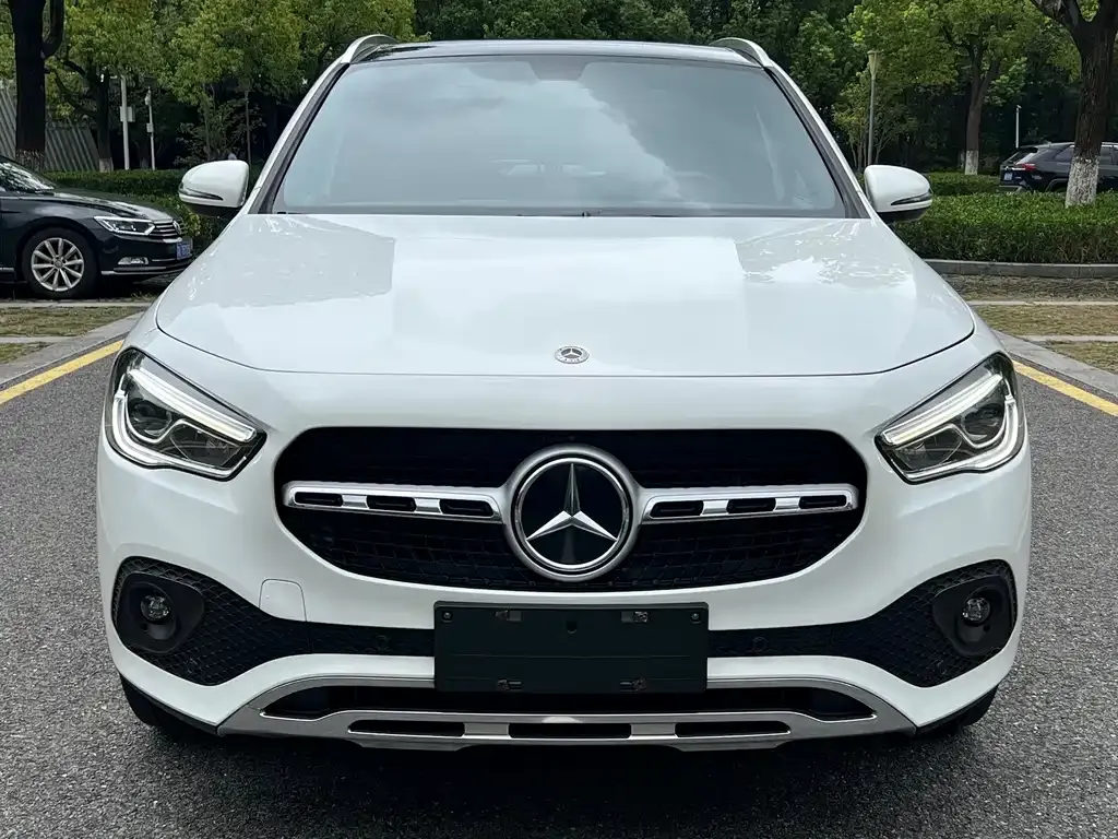 Mercedes-Benz GLA — фото 3