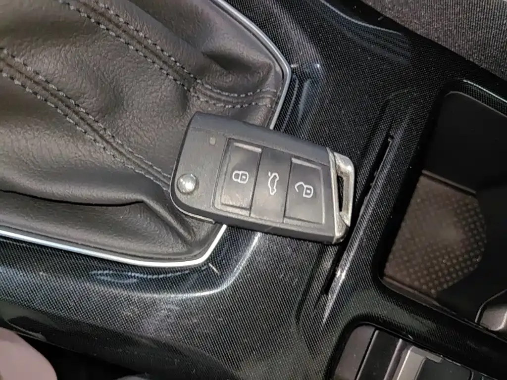Volkswagen Tharu — фото 7