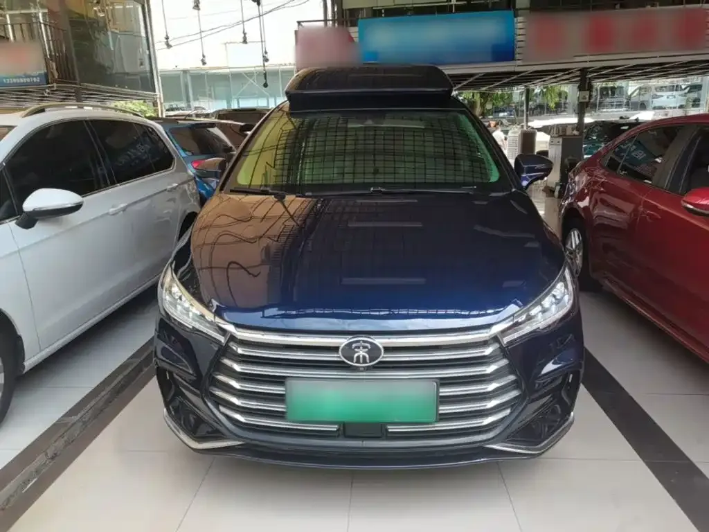 BYD MAX New Energy — фото 2