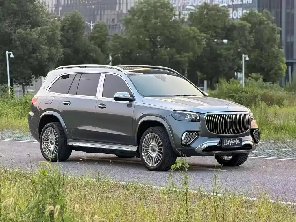 Mercedes-Benz GLS — фото 1