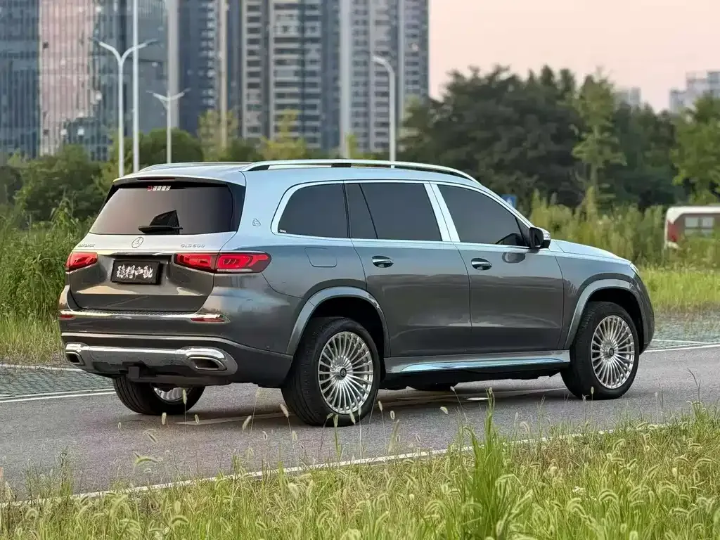 Mercedes-Benz GLS — фото 7