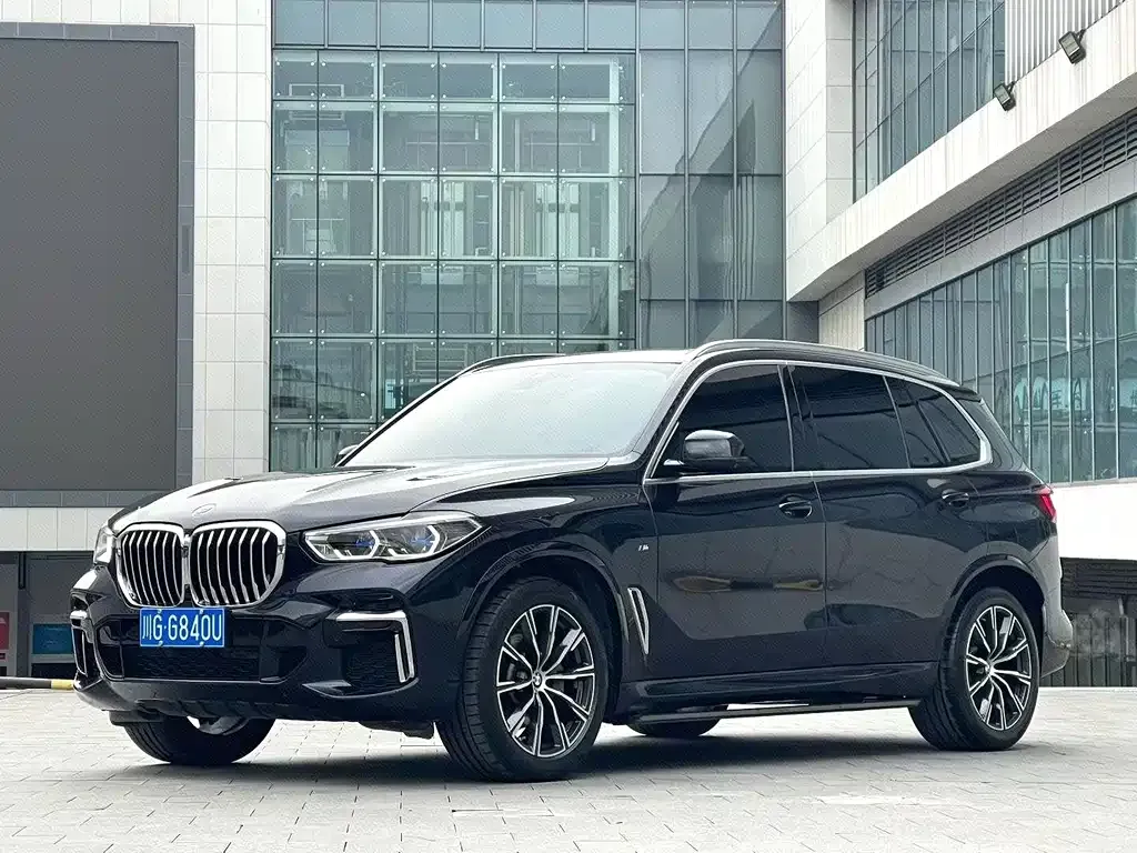 BMW X5 — фото 1