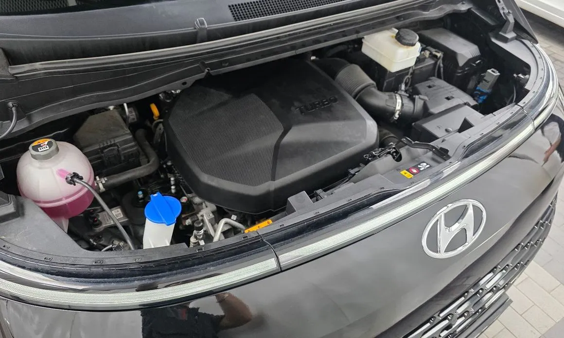 Hyundai Staria — фото 9