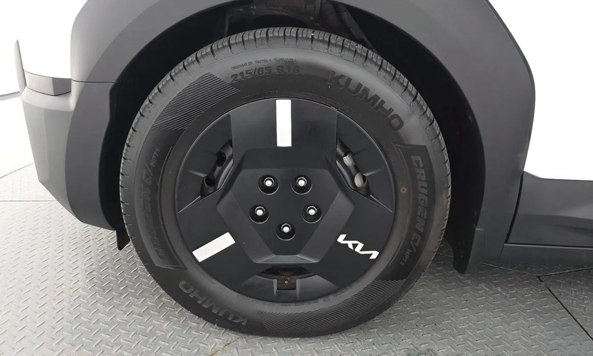 Kia PV5 — фото 4