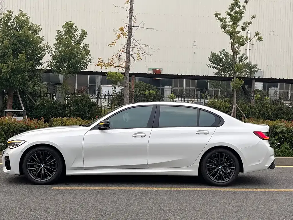 BMW 3 Series — фото 9
