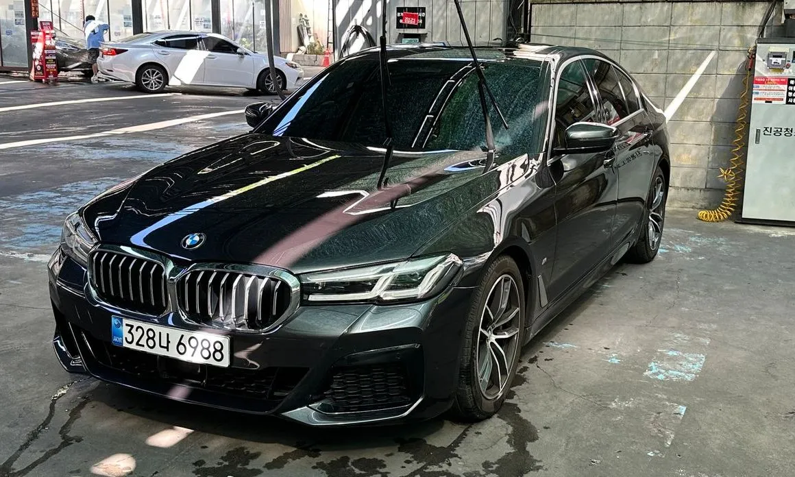BMW 5-Series — фото 1