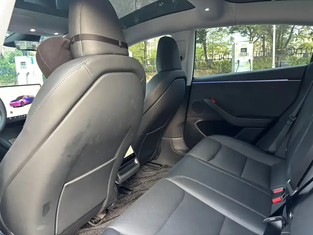 Tesla Model 3 — фото 4